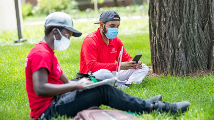 Students outside with masks on